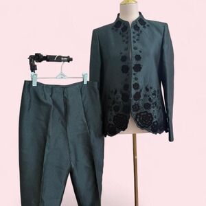 Vintage Dana Buchman 100% Silk Teal Floral Appliqué Pant Suit — Size 10